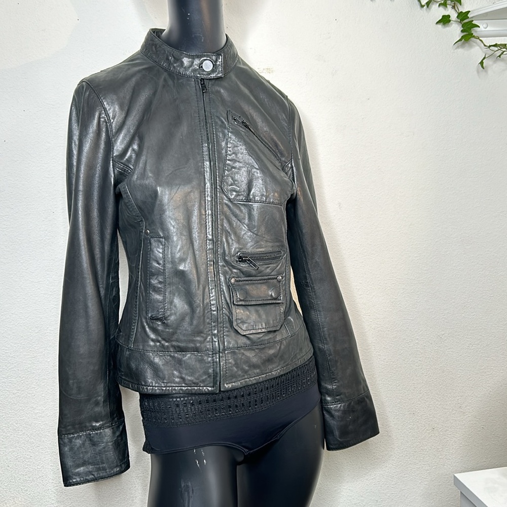 Black Rivet Genuine Leather Moto Motorcycle Cafe jacket women’s size Small
